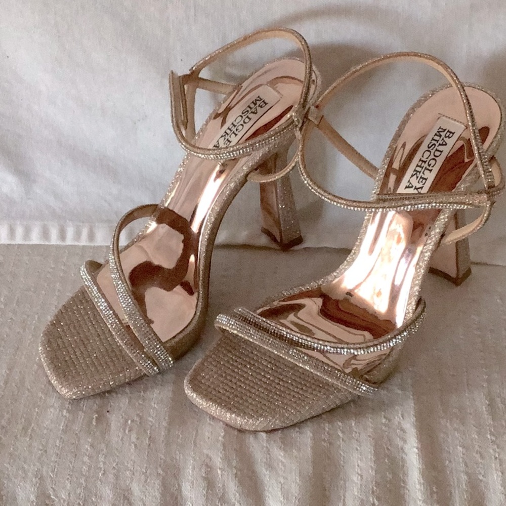 Badgley Mishka RoseGold Sparkle Urbana Strappy Stiletto Heels Pumps like new Sz7